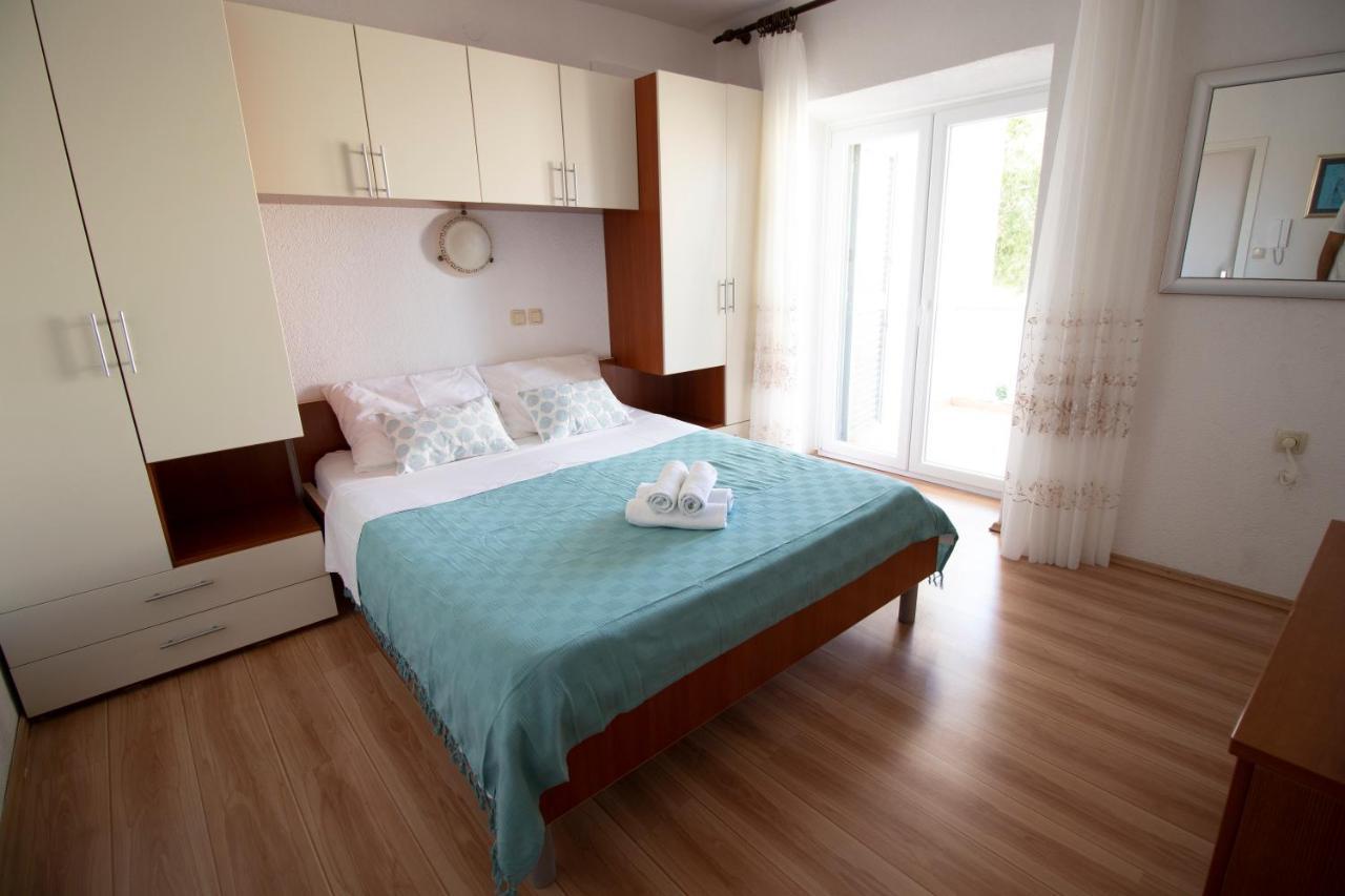 Apartment Dony - Ticic Novalja Exterior photo