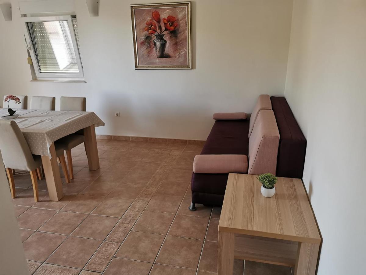 Apartment Dony - Ticic Novalja Exterior photo