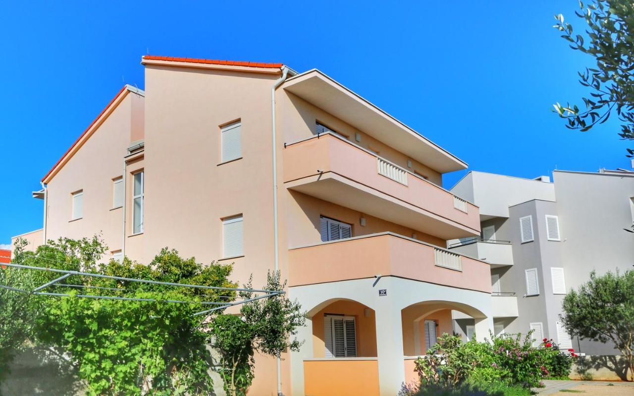 Apartment Dony - Ticic Novalja Exterior photo